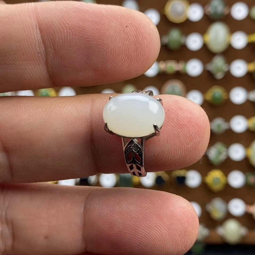 稳***妹和田玉（白玉）银S925镀金镶嵌戒指