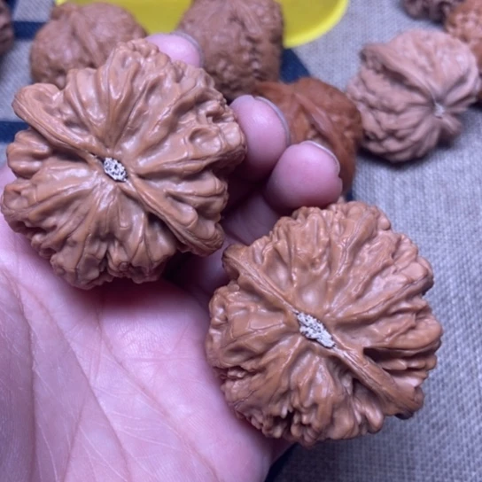 吊坠文玩核桃大粗筋