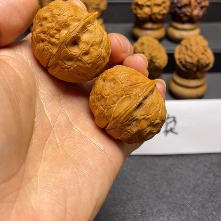 文玩核桃吊坠F蛇皮球40