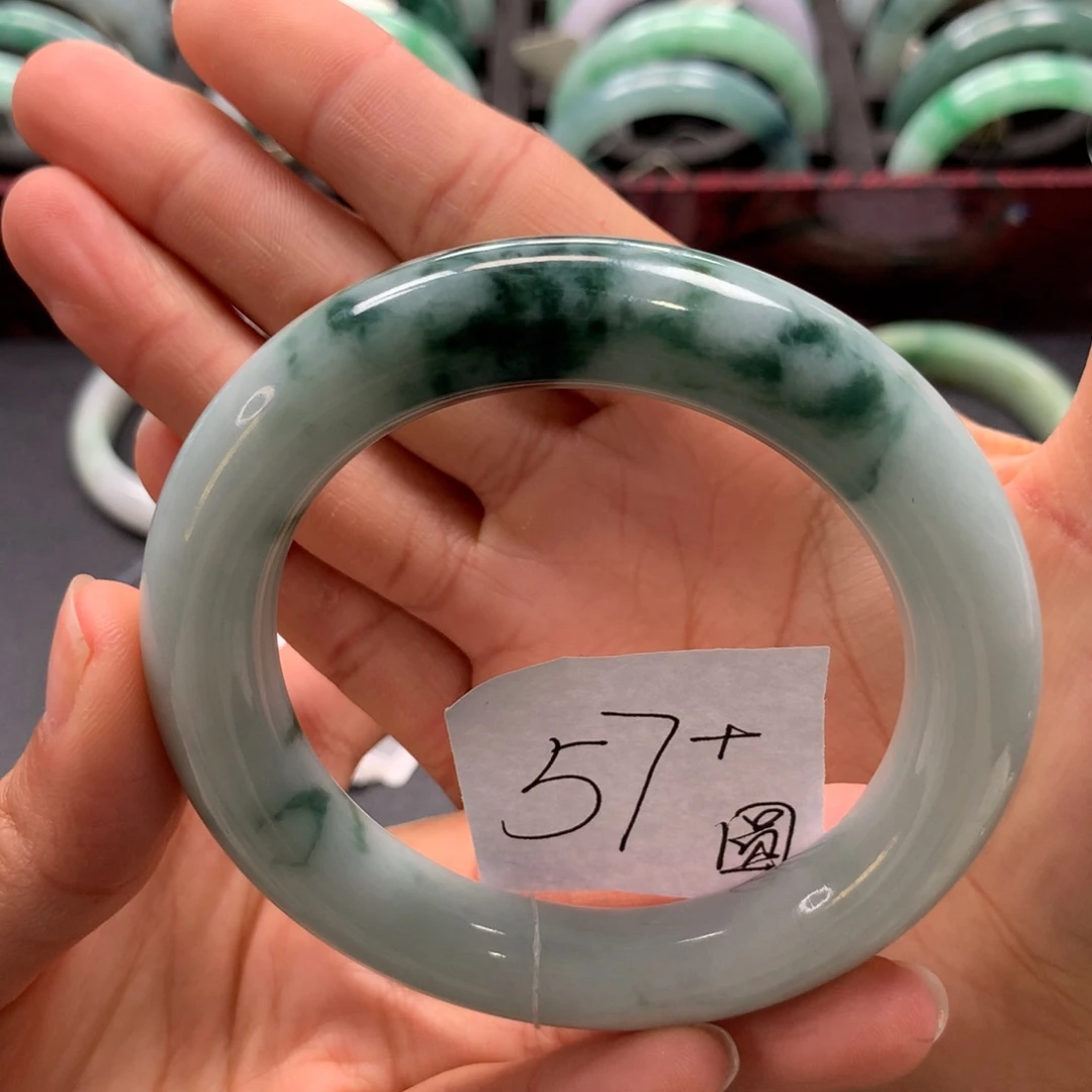 未镶嵌手镯翡翠手镯