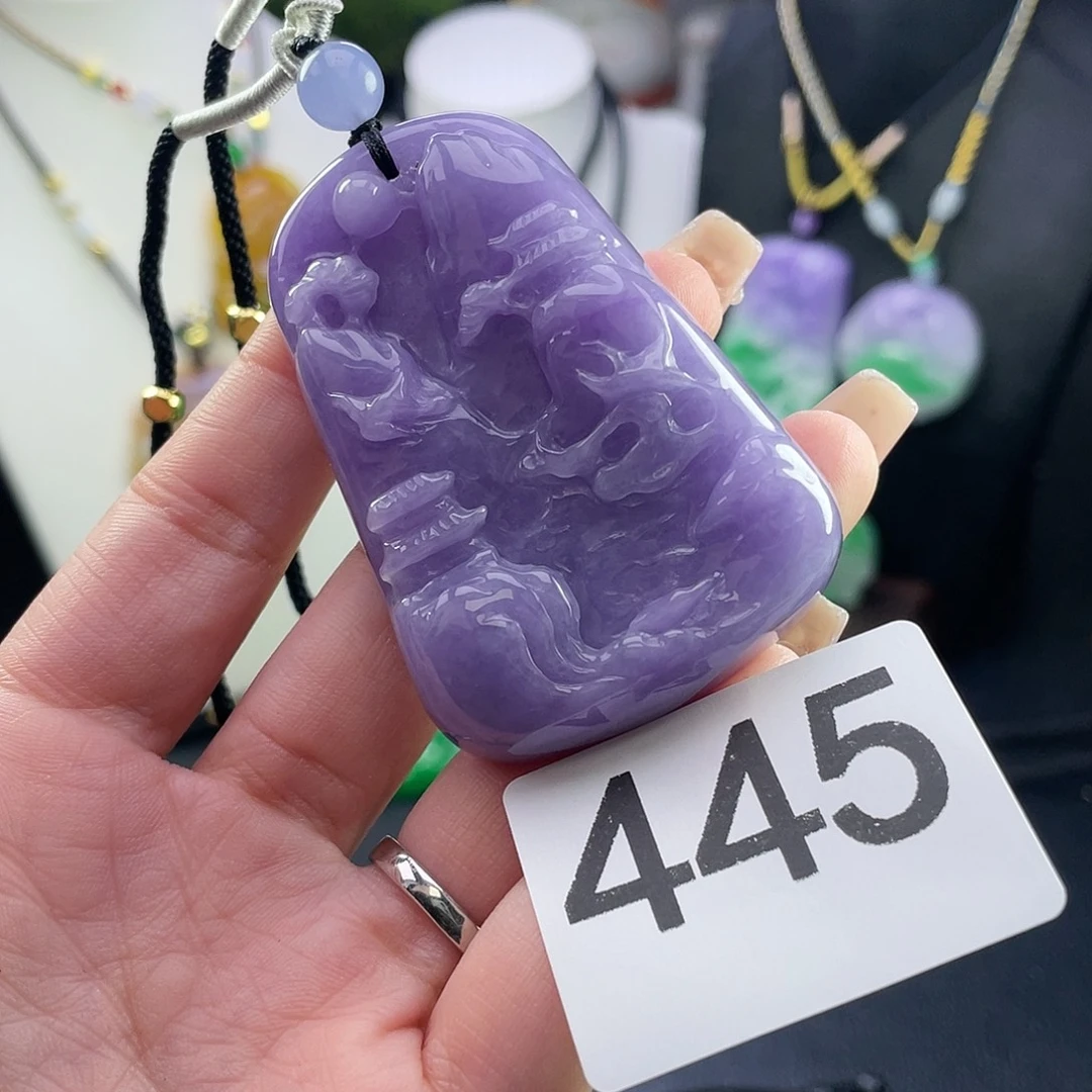 翡翠未镶嵌吊坠(赠链)