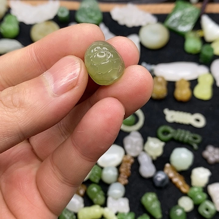 和田玉颈饰未镶嵌Q**N