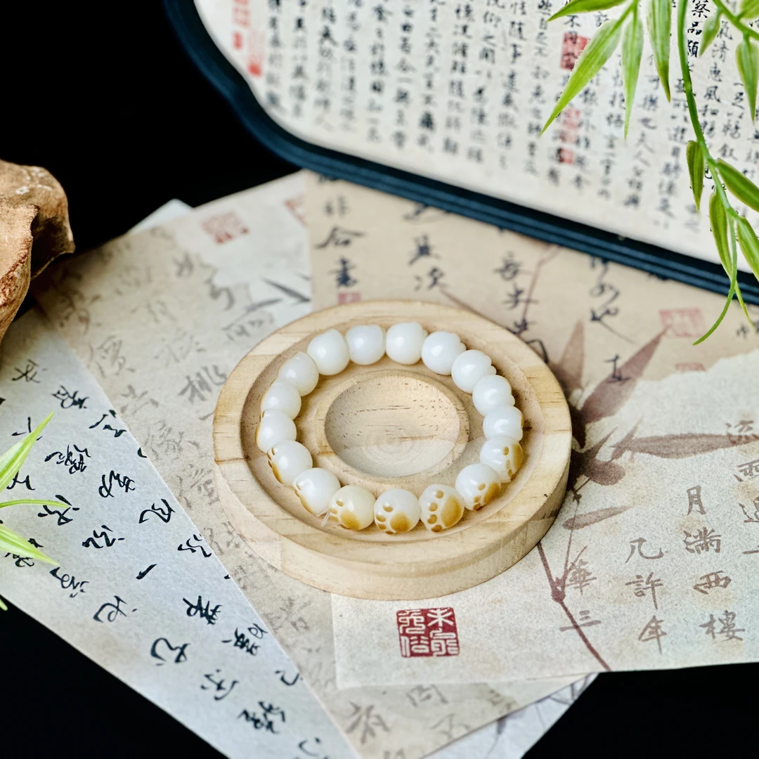 QW235 猫爪菩提手串