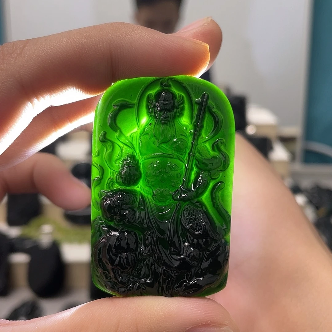 蛇纹石玉未镶嵌吊坠