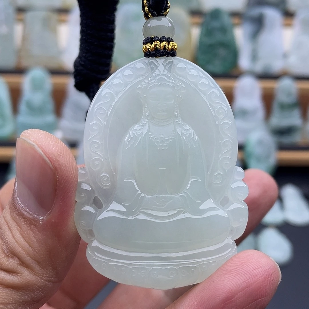 翡翠未镶嵌颈饰素衣观音