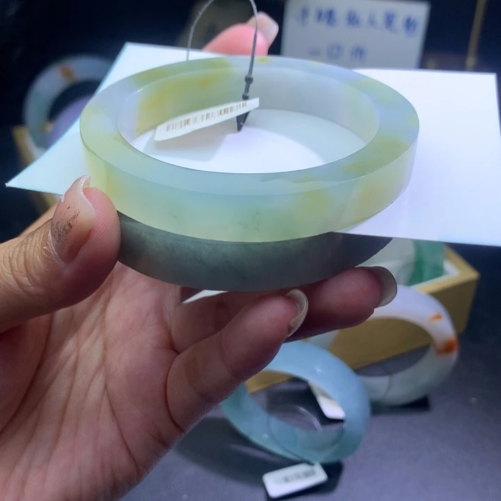 定制翡翠翡翠手镯未镶嵌