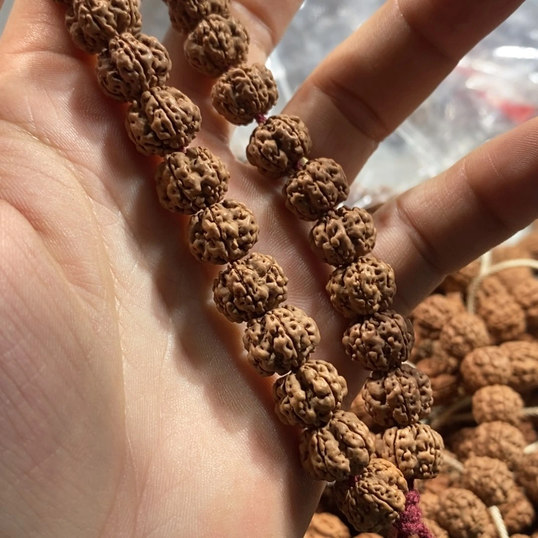 青***口金刚菩提手串11方墩梅花