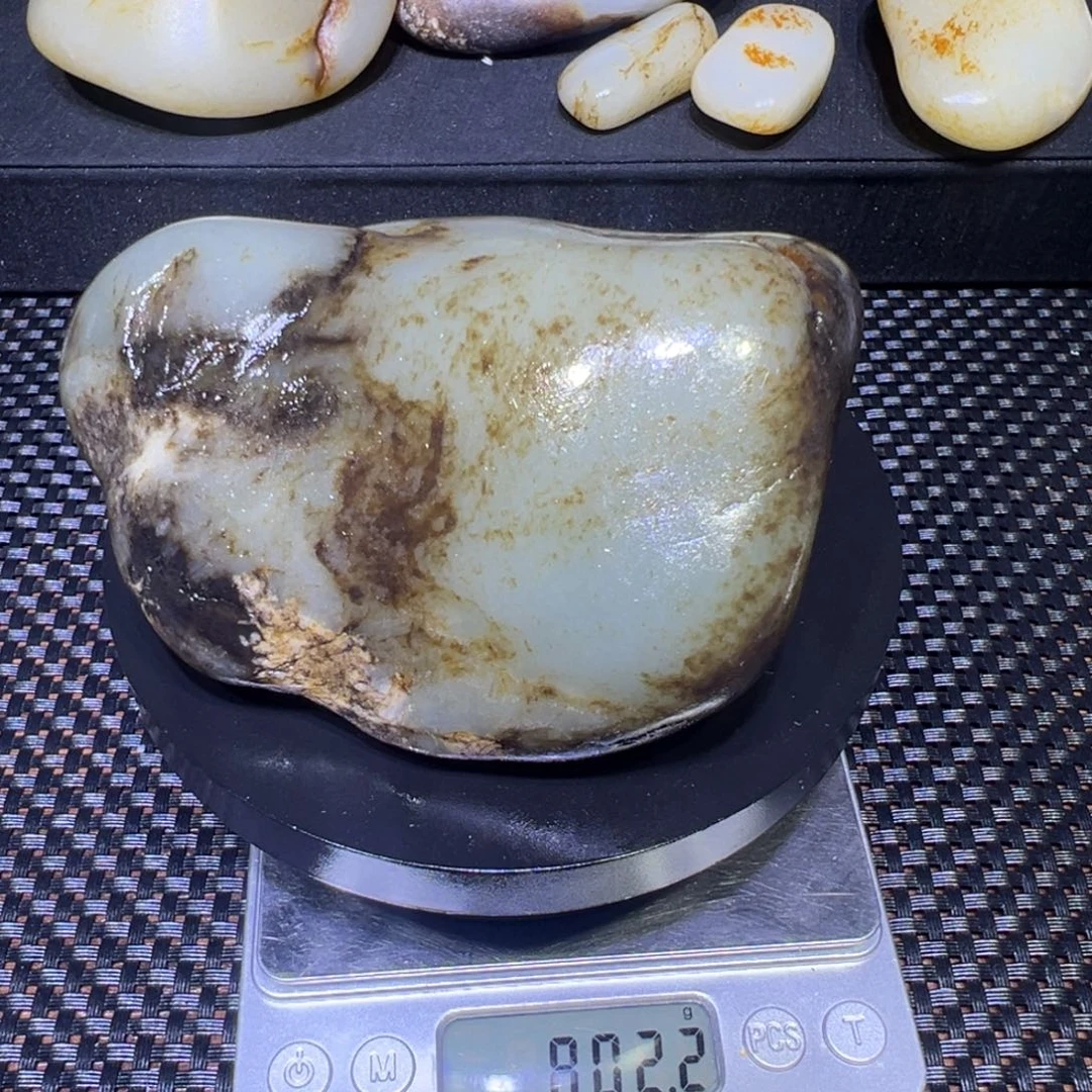 和田玉（子料）未镶嵌吊坠(不含链)802克