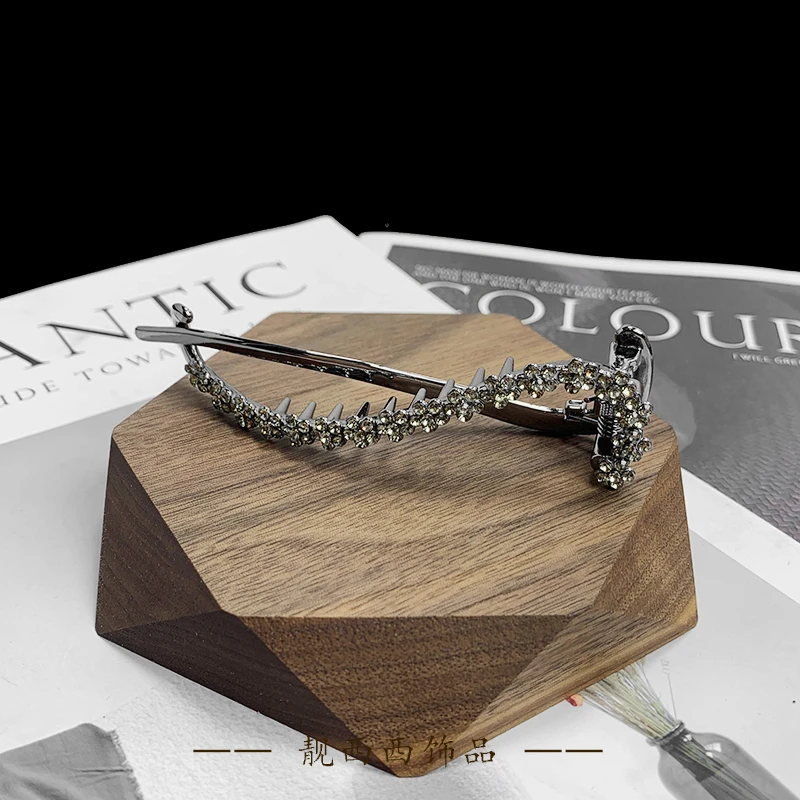 【LXX靓西西】8119扭扭夹10厘米盘发横夹