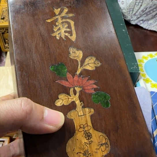 于**人如图所示所拍即所得