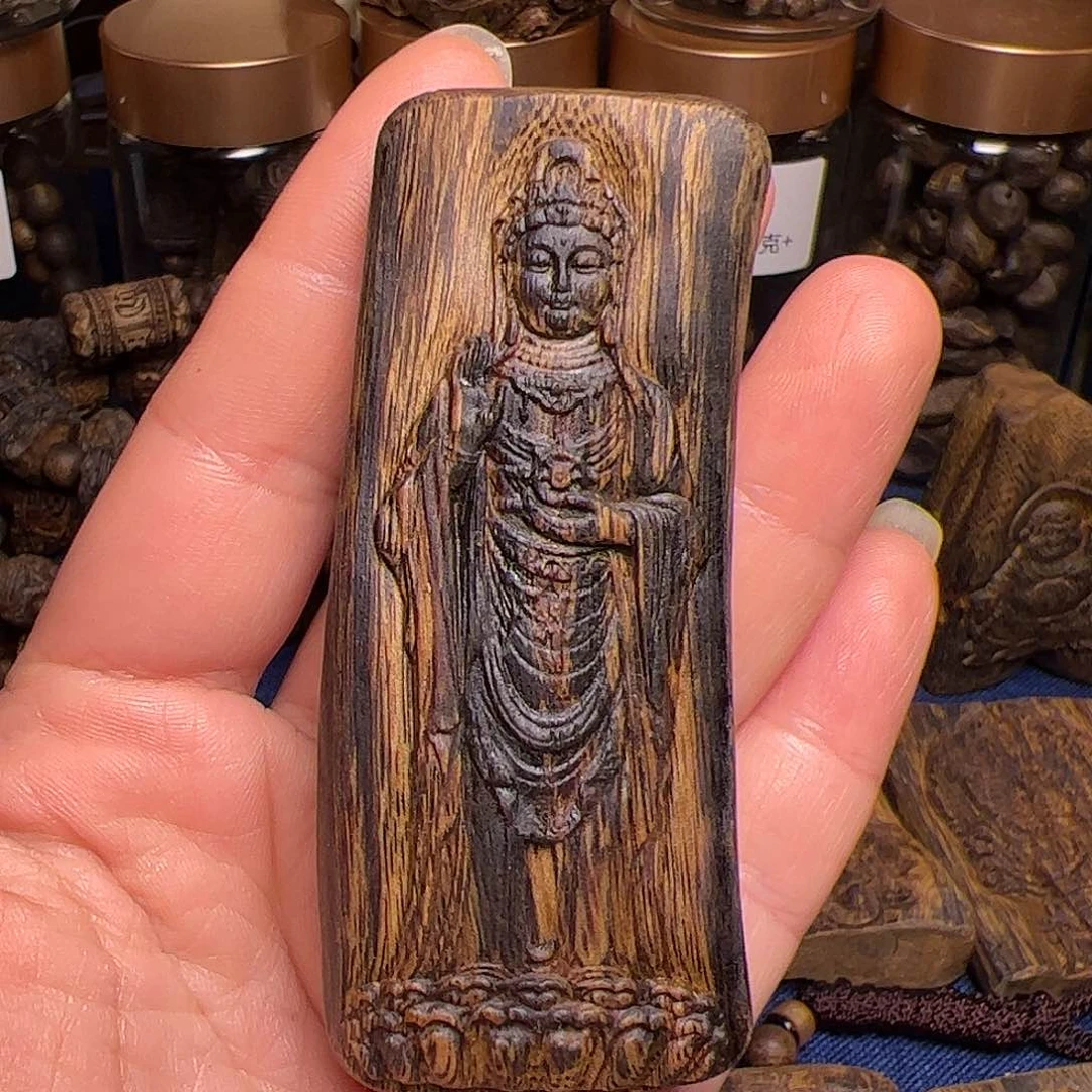 沉香吊坠乌身原母树老料观音+佛心两面雕刻牌24克+