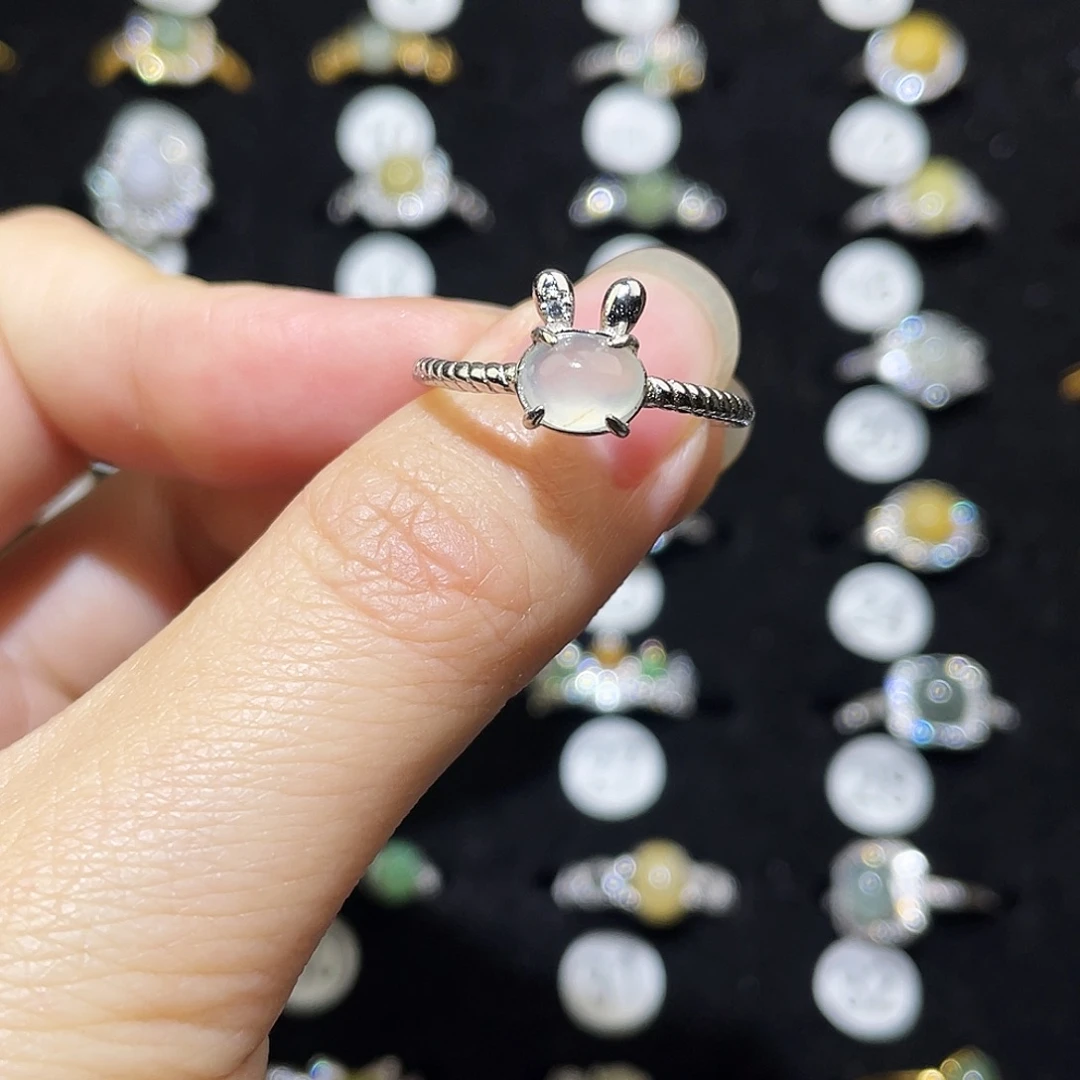 翡翠未镶嵌戒指戒指