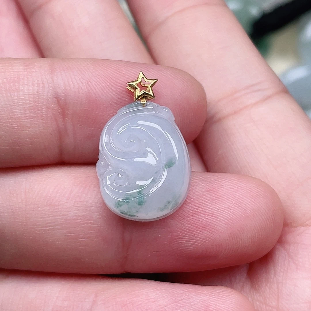 颈饰未镶嵌翡翠如意
