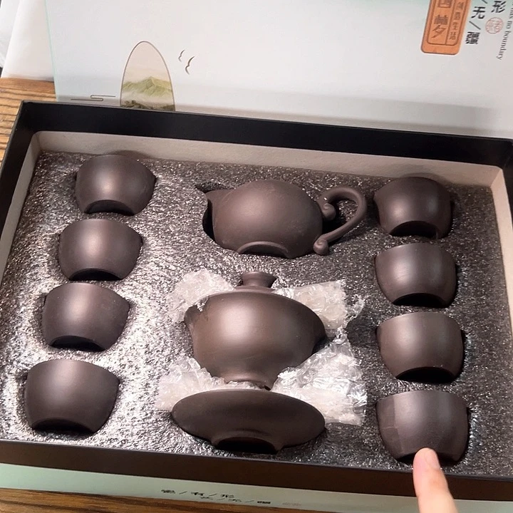 孤品茶具套装等。