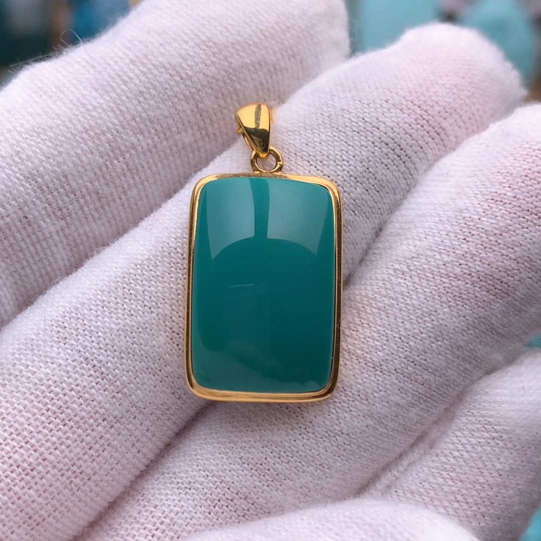 绿松石18K金镶嵌珠宝奇石