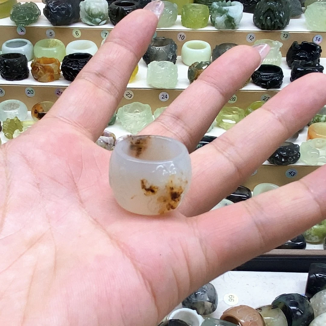 K***8未镶嵌岫玉天然玉石戒指