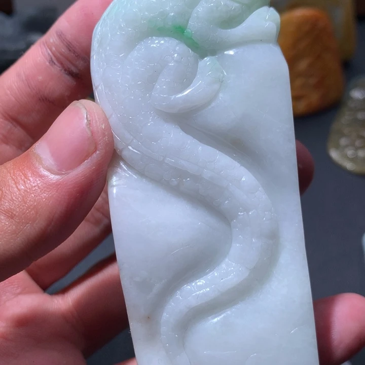 翡翠未镶嵌颈饰保真天然a货翡翠