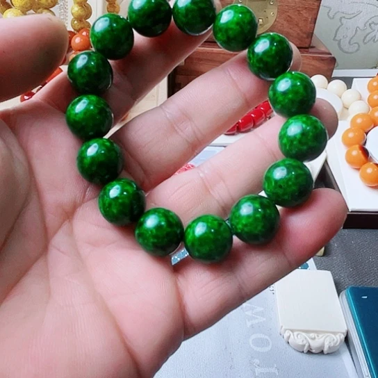 秋秋卡1.4手串绿色