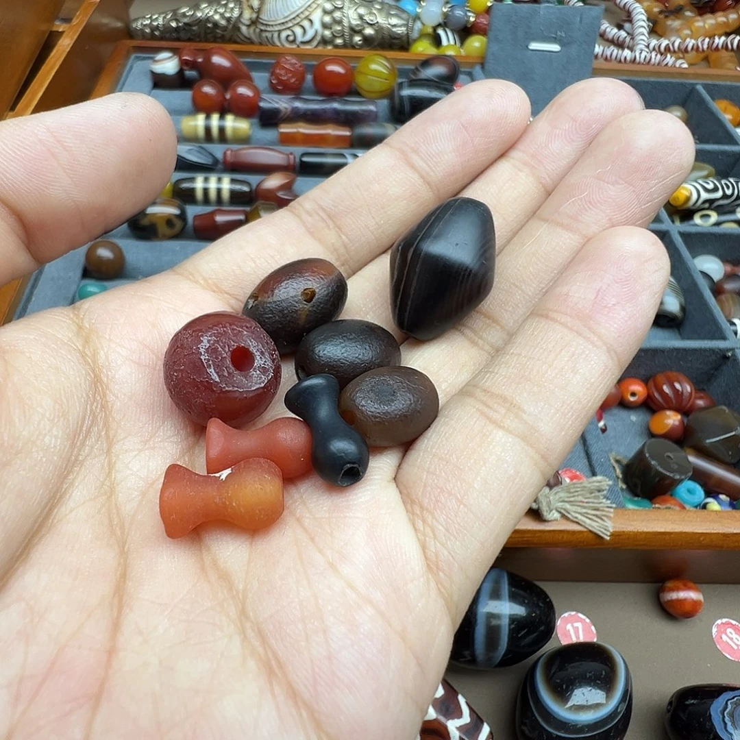 玛瑙/玉髓未镶嵌珠宝半成品