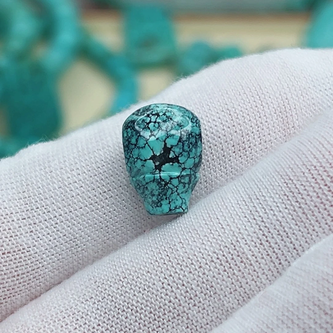 绿松石绿松石未镶嵌