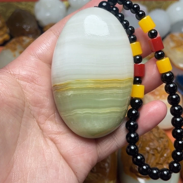 石材天然方解石手把件不退换