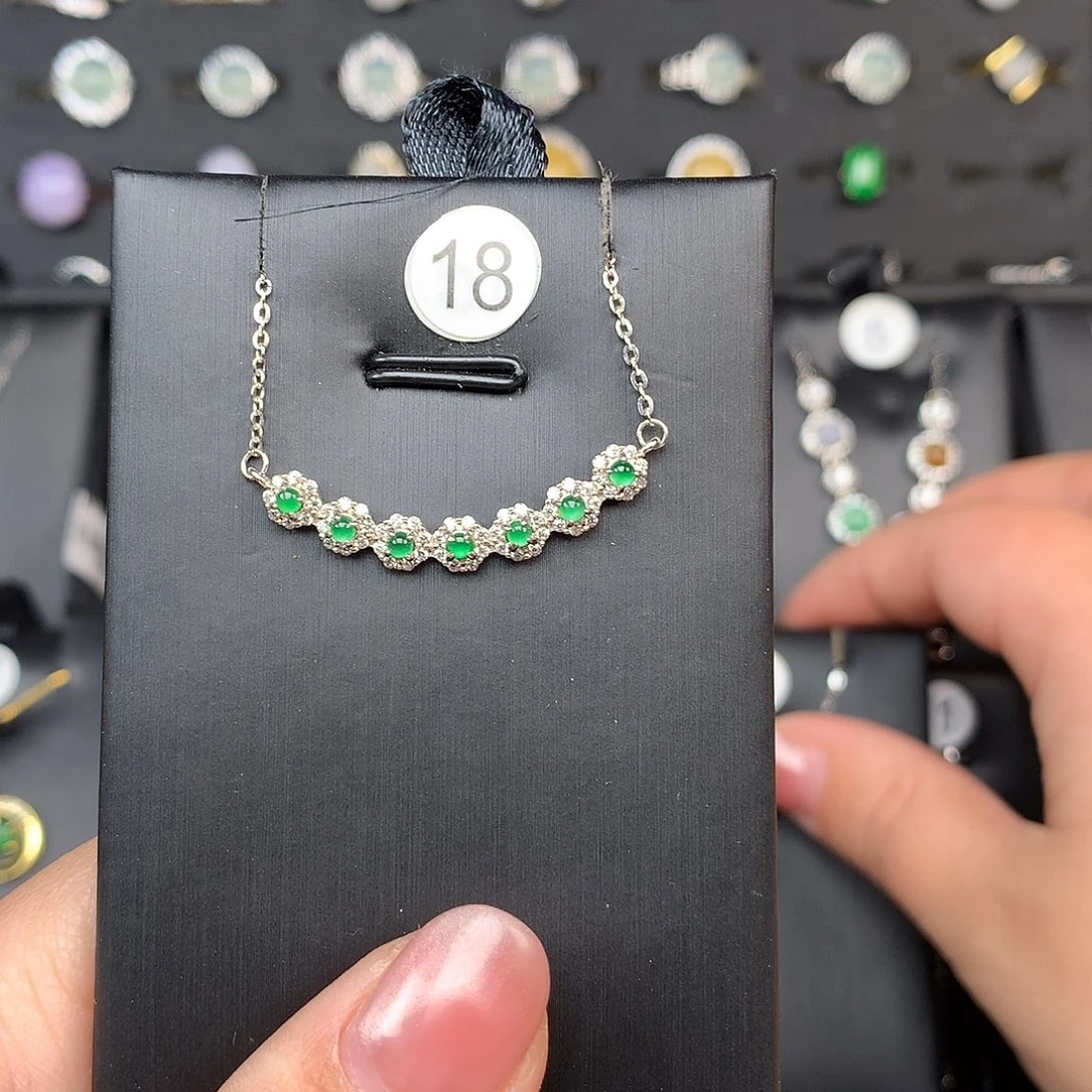 翡翠颈饰银S925镶嵌_****?