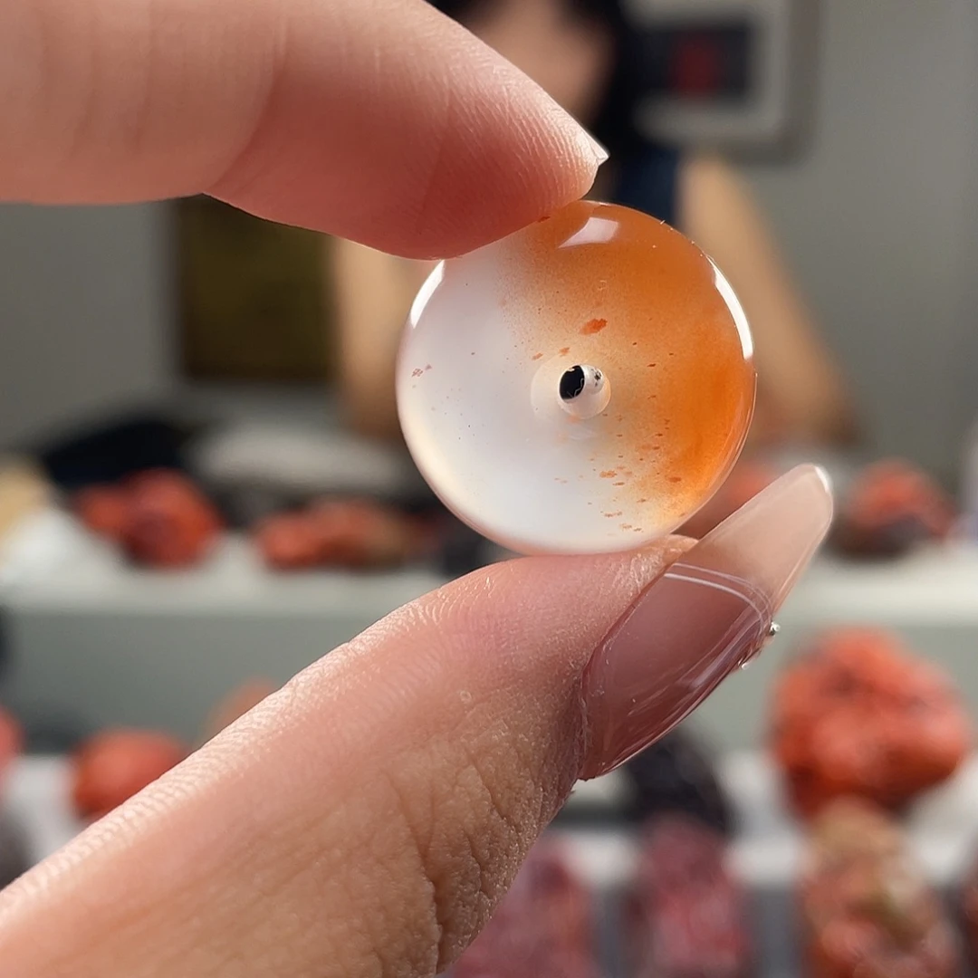 未镶嵌南红吊坠南红玛瑙