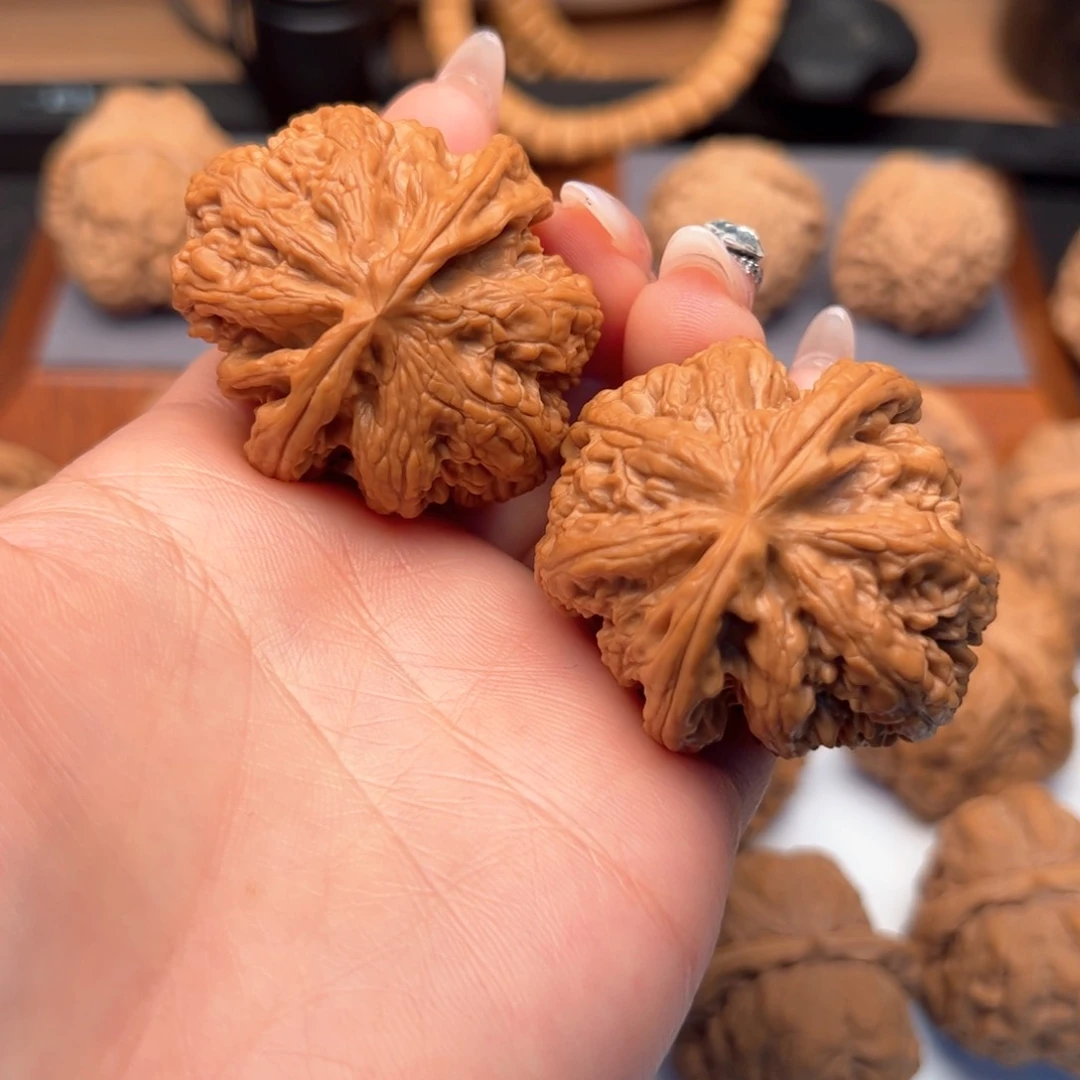 文玩核桃把件粗筋41