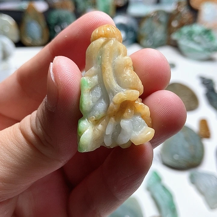 翡翠未镶嵌颈饰翡翠a货