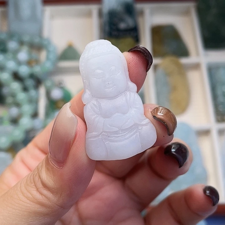 馨***洁定制翡翠未镶嵌翡翠宝宝佛