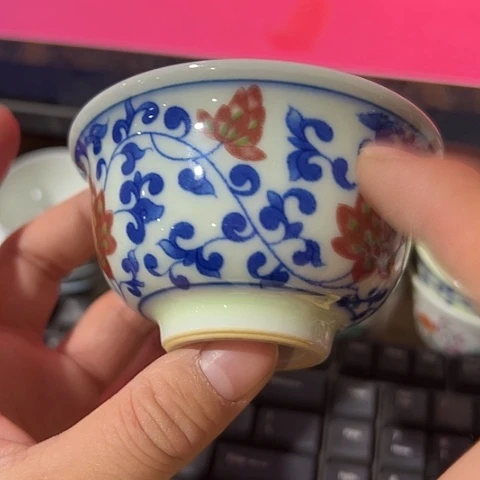 一哈来不去我给他们买吃哒回来我再打电话