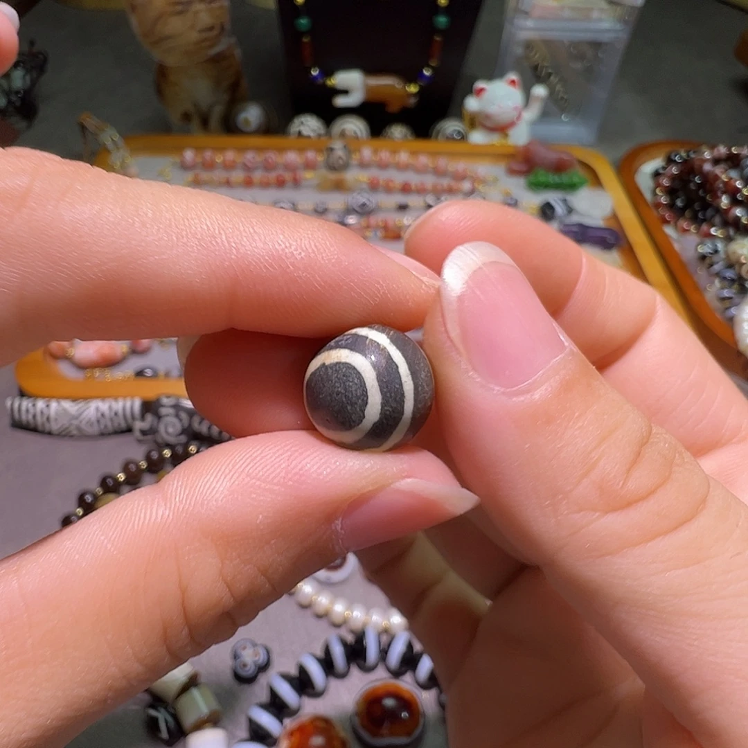 树脂制品邦提克佩珠