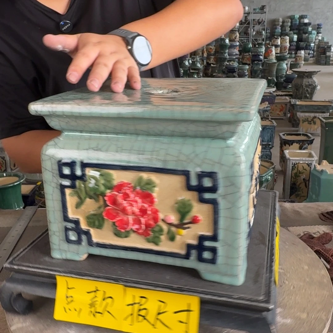 一风堂石湾花盆。微瑕，高温裂烧制痕迹，面宽22高18