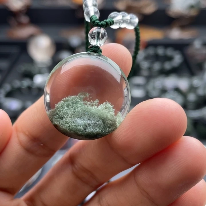 未镶嵌水晶颈饰绿幽灵聚宝盆圆牌定制
