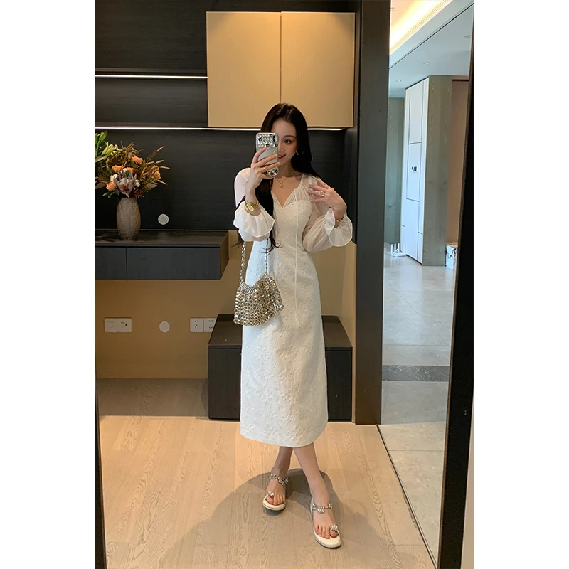 XINYI【纯白情书】夏季镂空刺绣连衣裙收腰显瘦气质裙X625Q01348