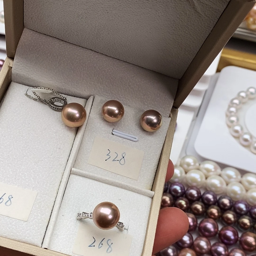 合金淡水珍珠颈饰