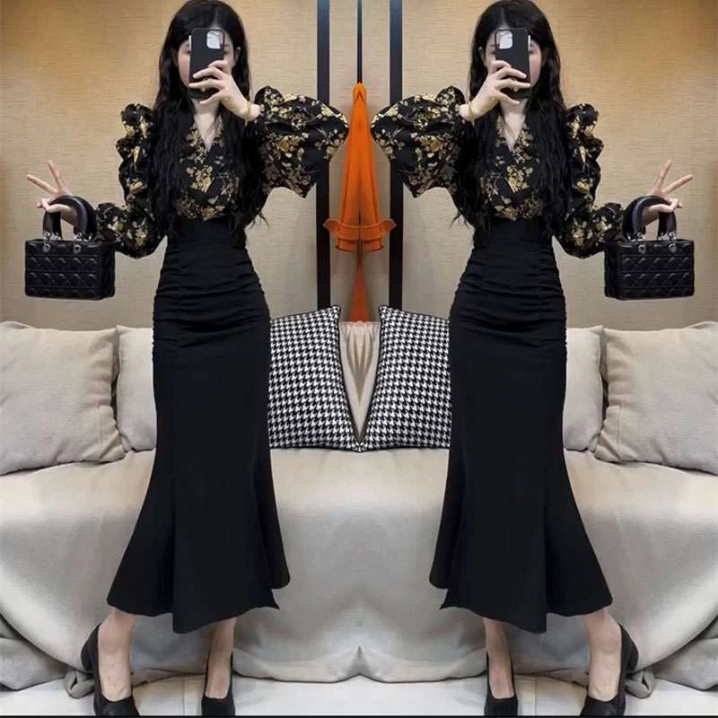 网红爆款小个子套装裙女2025春季新款法式泡泡袖碎花小衫+鱼尾裙