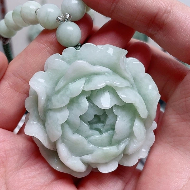 美***滋透闪石-蛇纹石玉未镶嵌颈饰