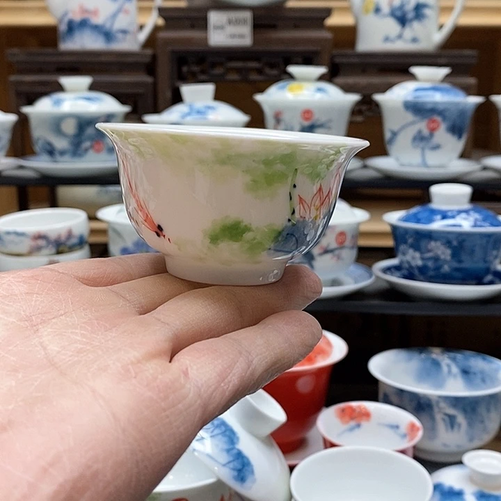 手绘微瑕荷花压手杯