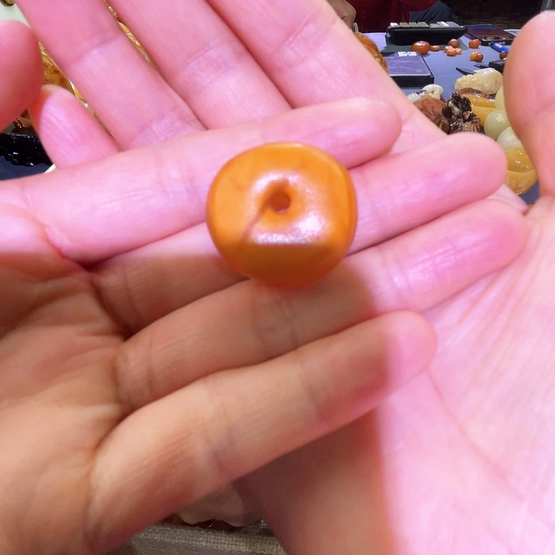 琥珀颈饰未镶嵌蜜蜡扣