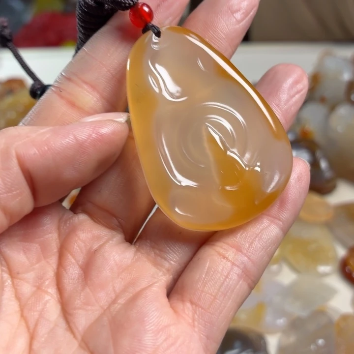 玛瑙/玉髓未镶嵌吊坠(不含链)