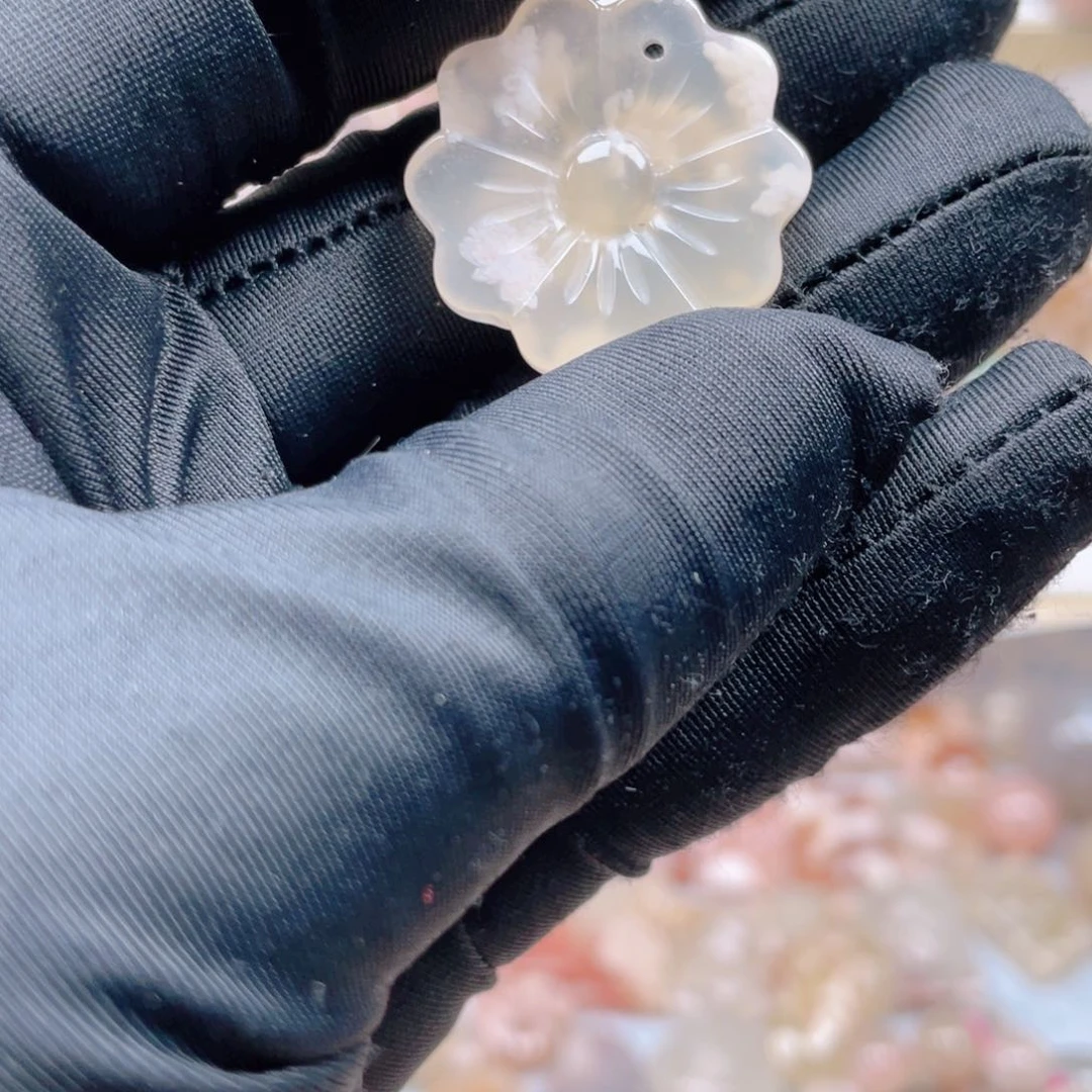 玛瑙/玉髓未镶嵌珠宝奇石