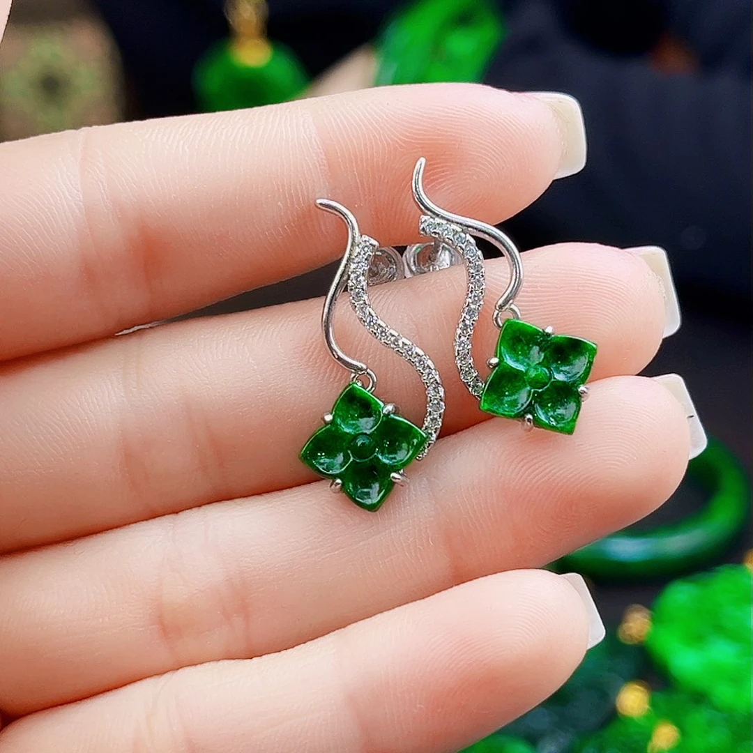 颈饰银S925镶嵌翡翠多样性