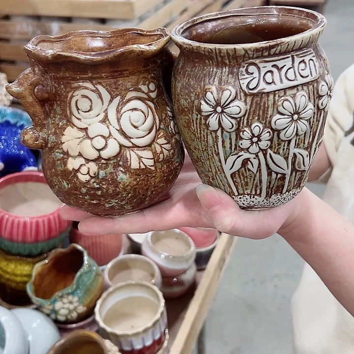 有孔.凑满10元发货多肉陶瓷花盆！