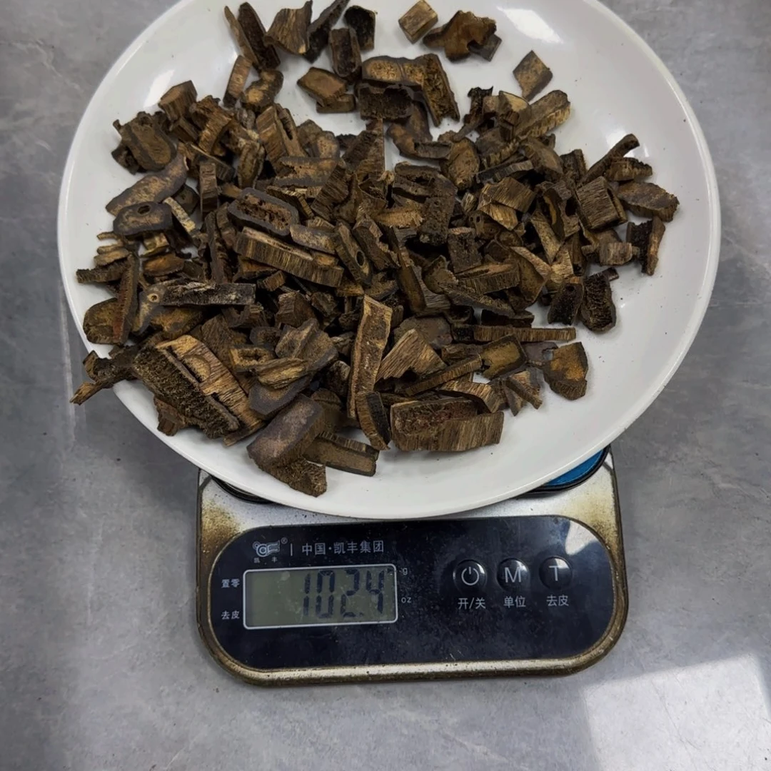 沉香沉香碎屑千里香碎料100克！！！