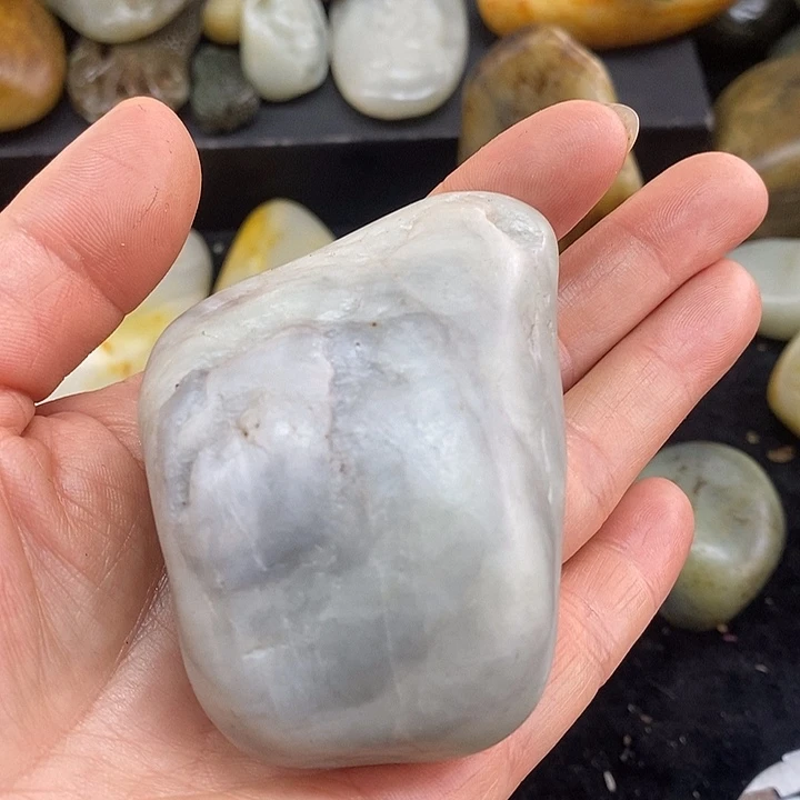 柠***雪和田玉未镶嵌挂件