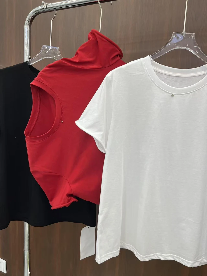 美丽姐的圆领简约百搭T恤6062