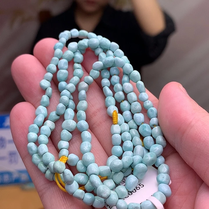 绿松石未镶嵌原矿