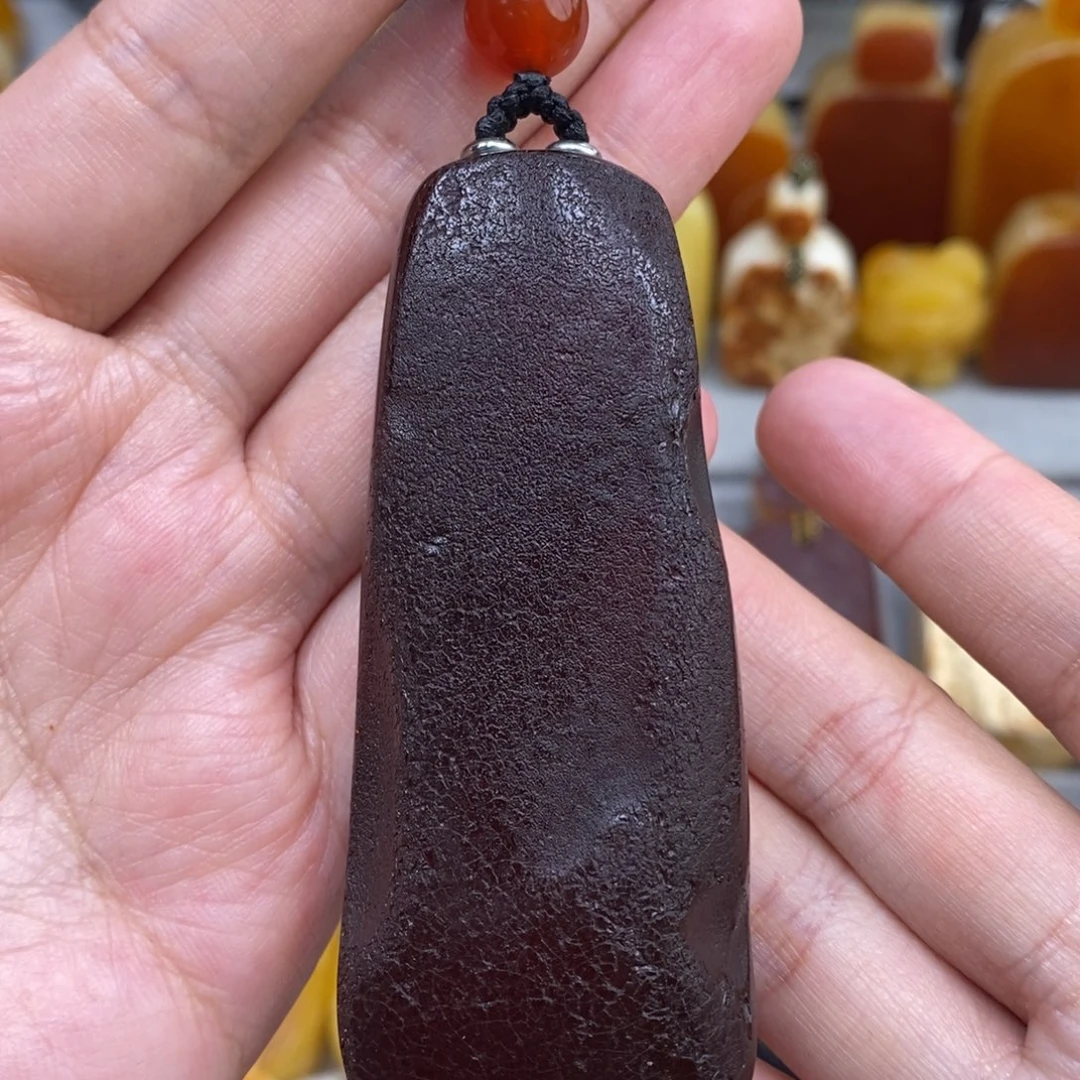 蜜蜡未镶嵌珠宝奇石