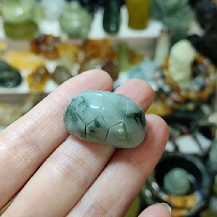 岫玉未镶嵌挂坠款式